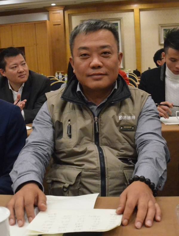 藝術涂料涂裝分會副理事長吳振江